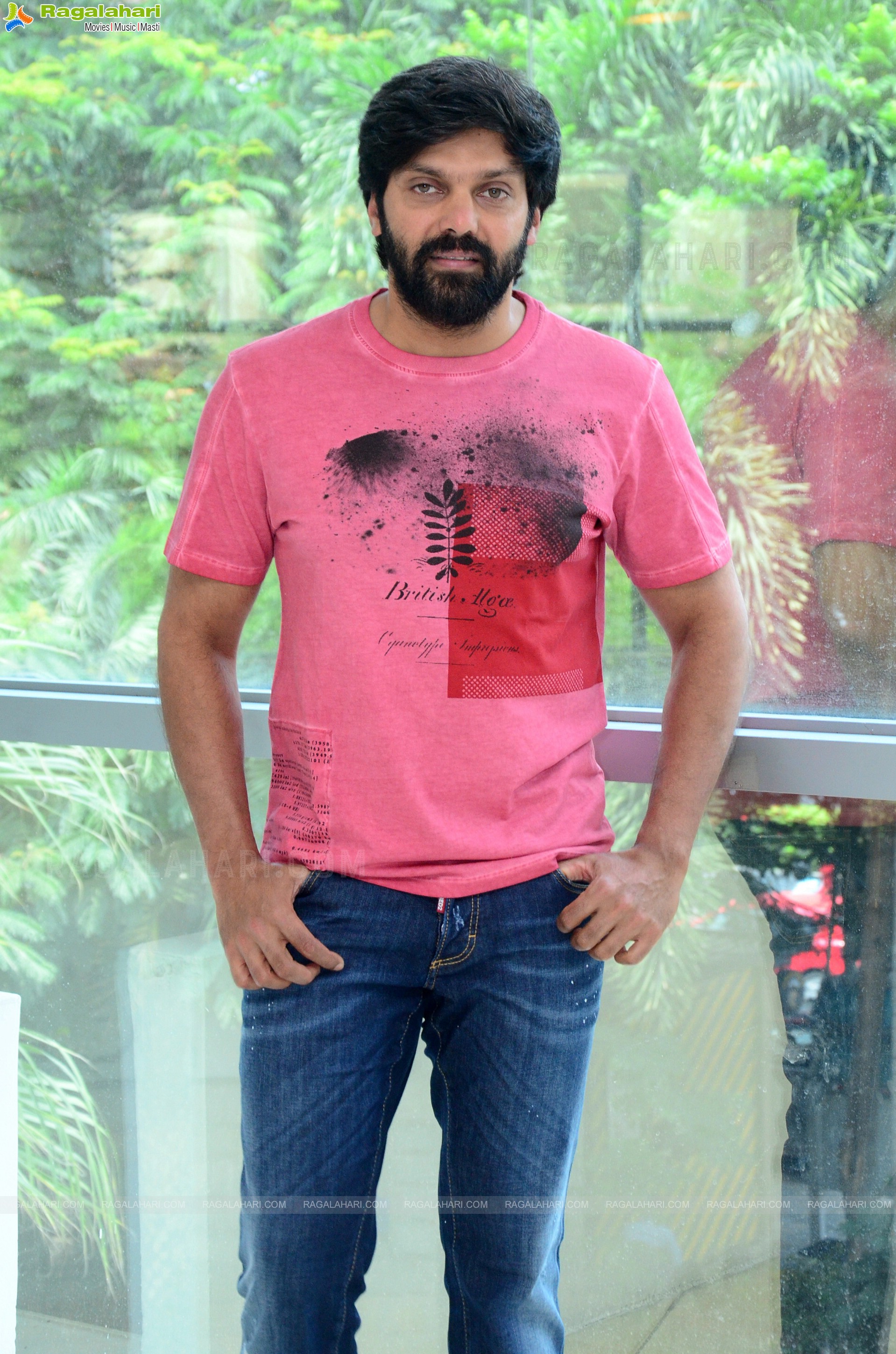 Arya at Captain Movie interview, HD Photo Gallery