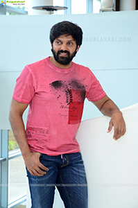 Arya at Captain Movie interview