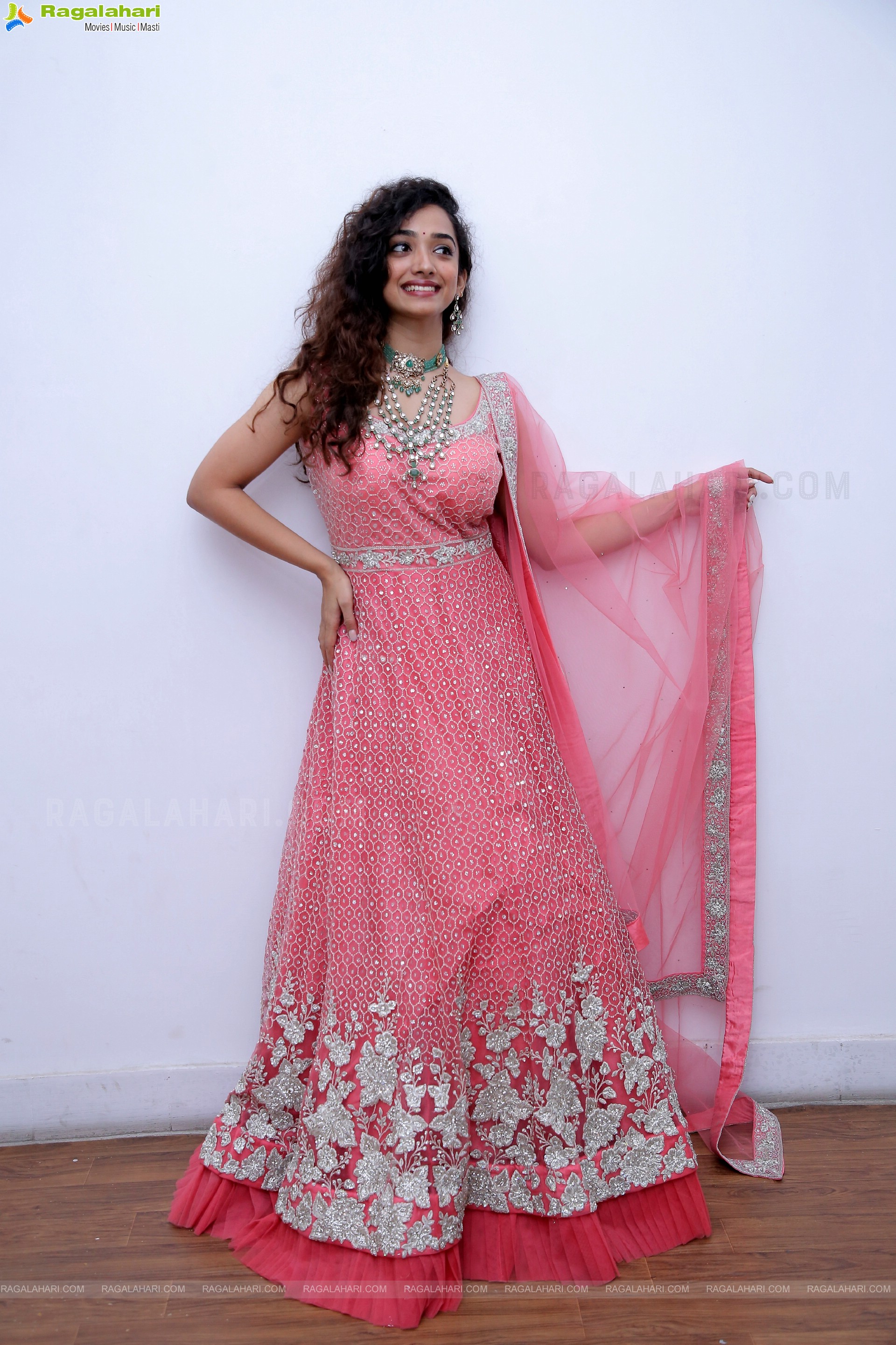 Saanve Megghana Poses With Jewellery, HD Photo Gallery