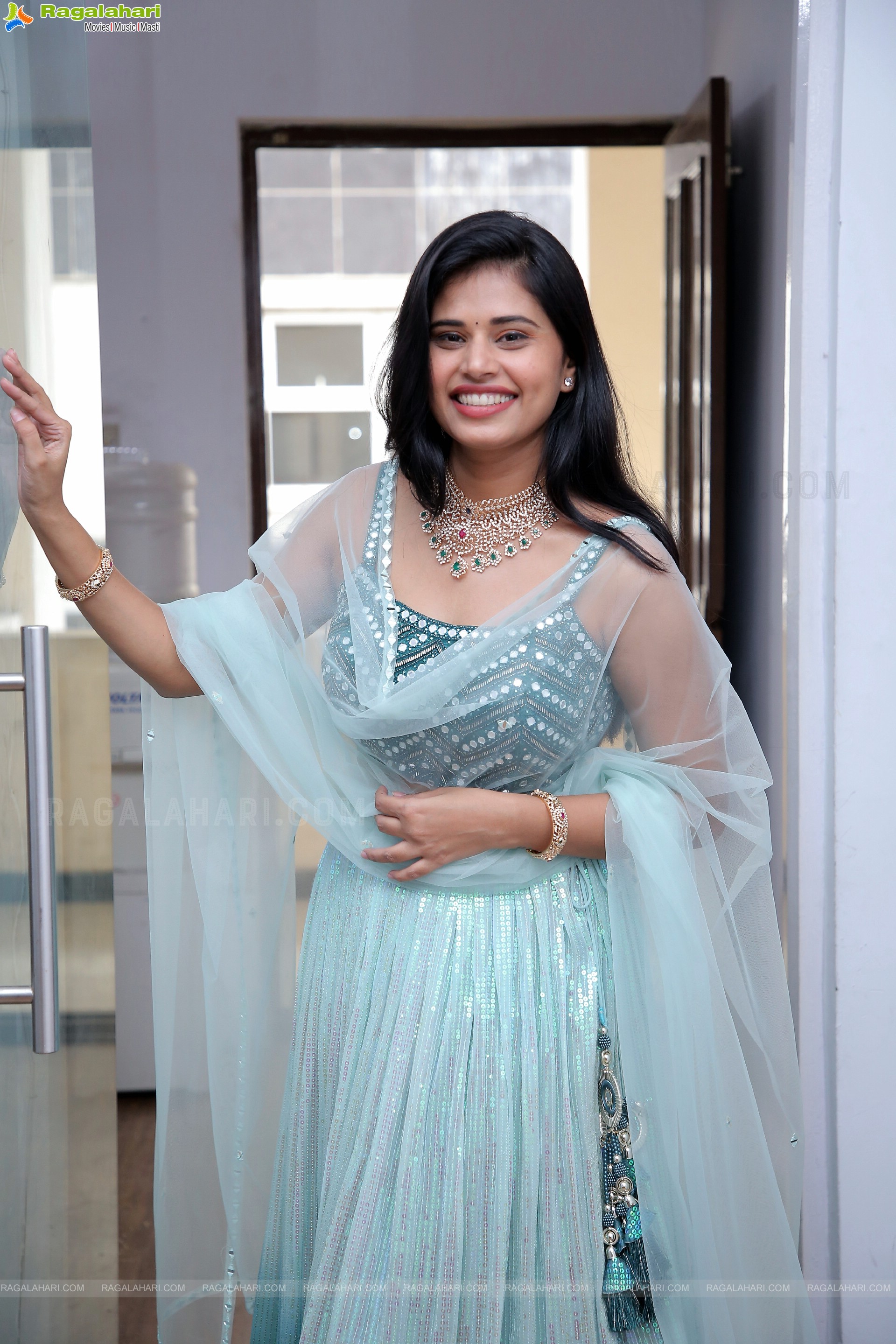 Sahasra Reddy Poses With Jewellery, HD Photo Gallery