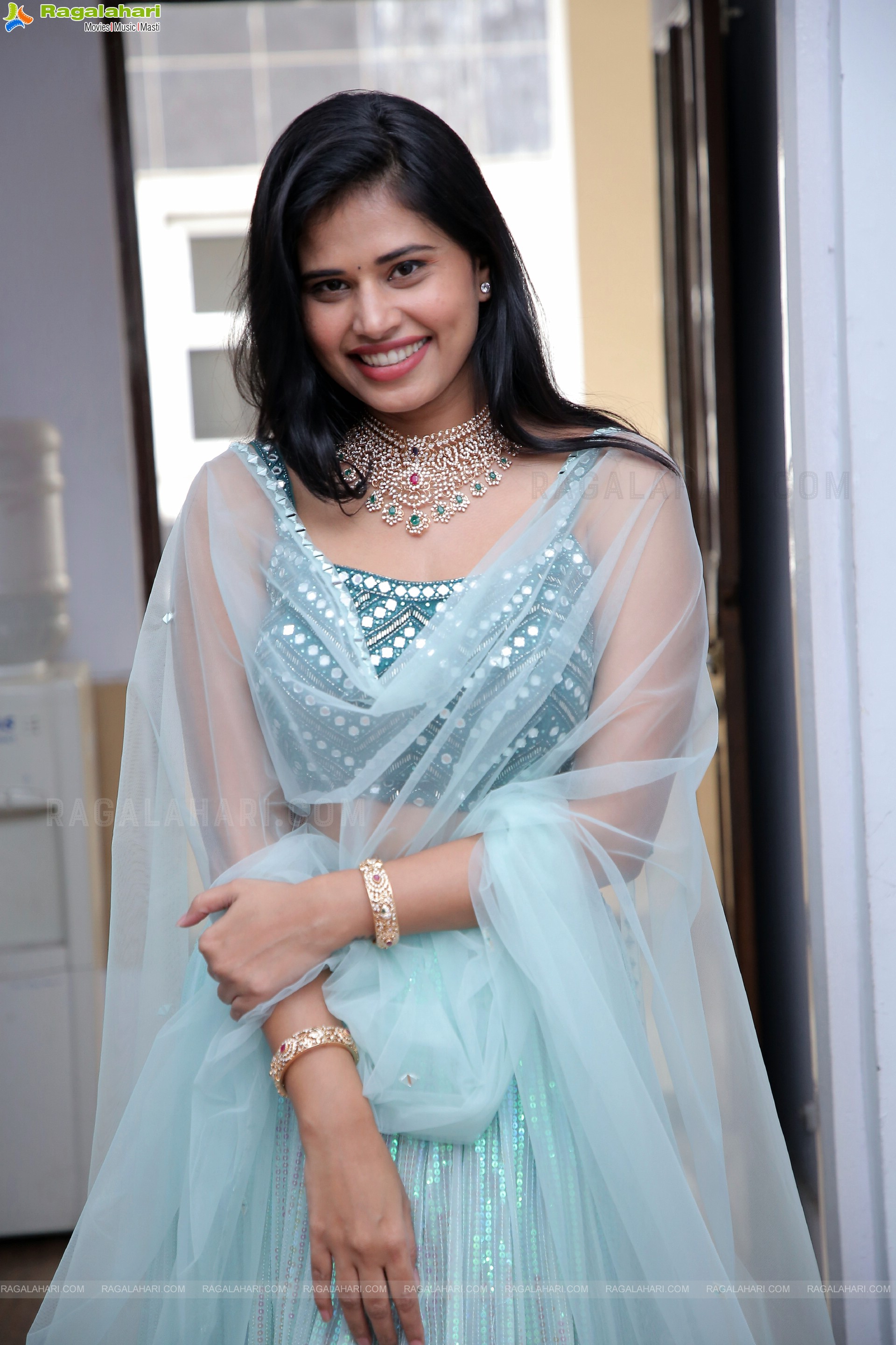 Sahasra Reddy Poses With Jewellery, HD Photo Gallery