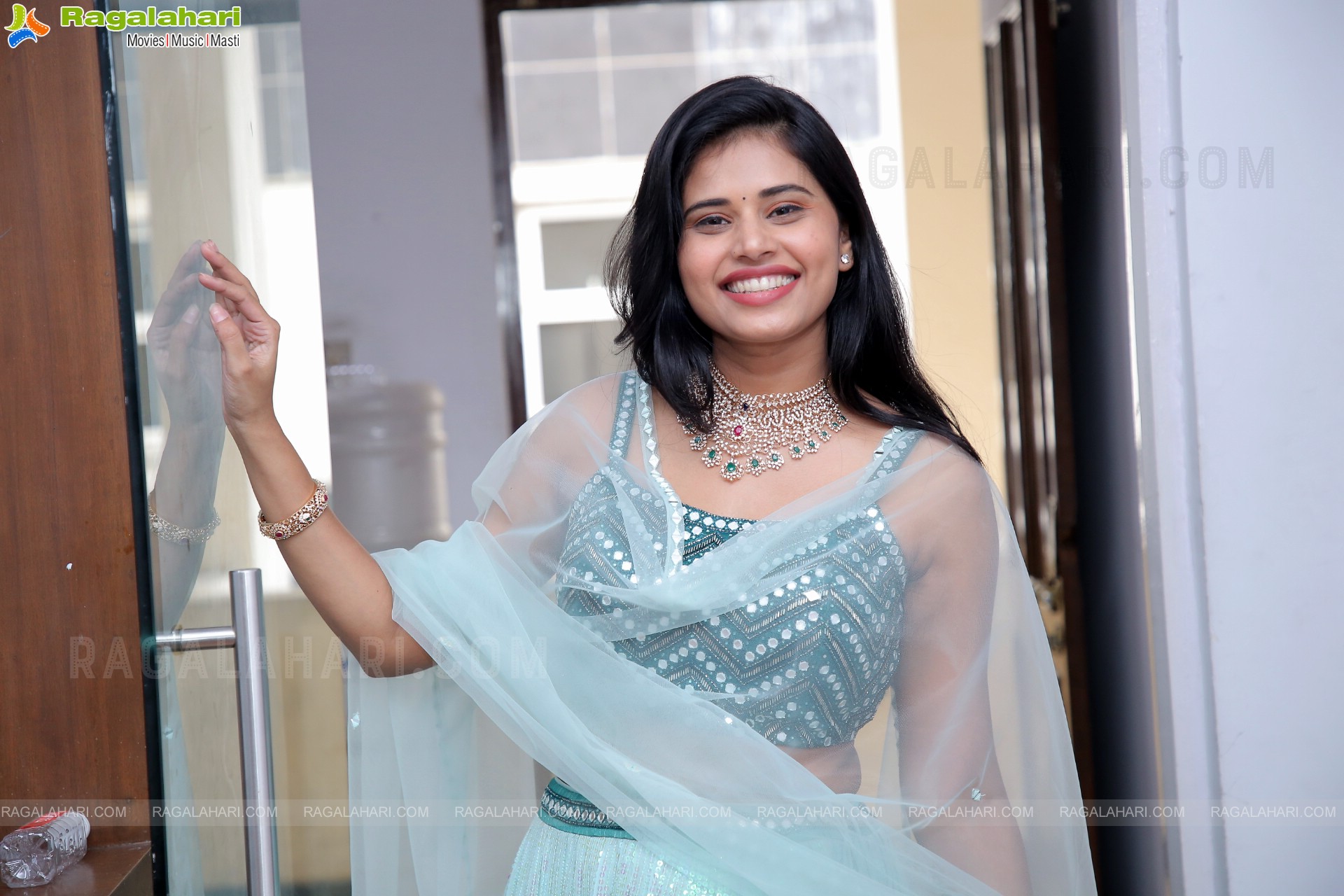 Sahasra Reddy Poses With Jewellery, HD Photo Gallery