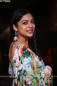 Varsha Bollamma at Swathi Muthyam Trailer Launch