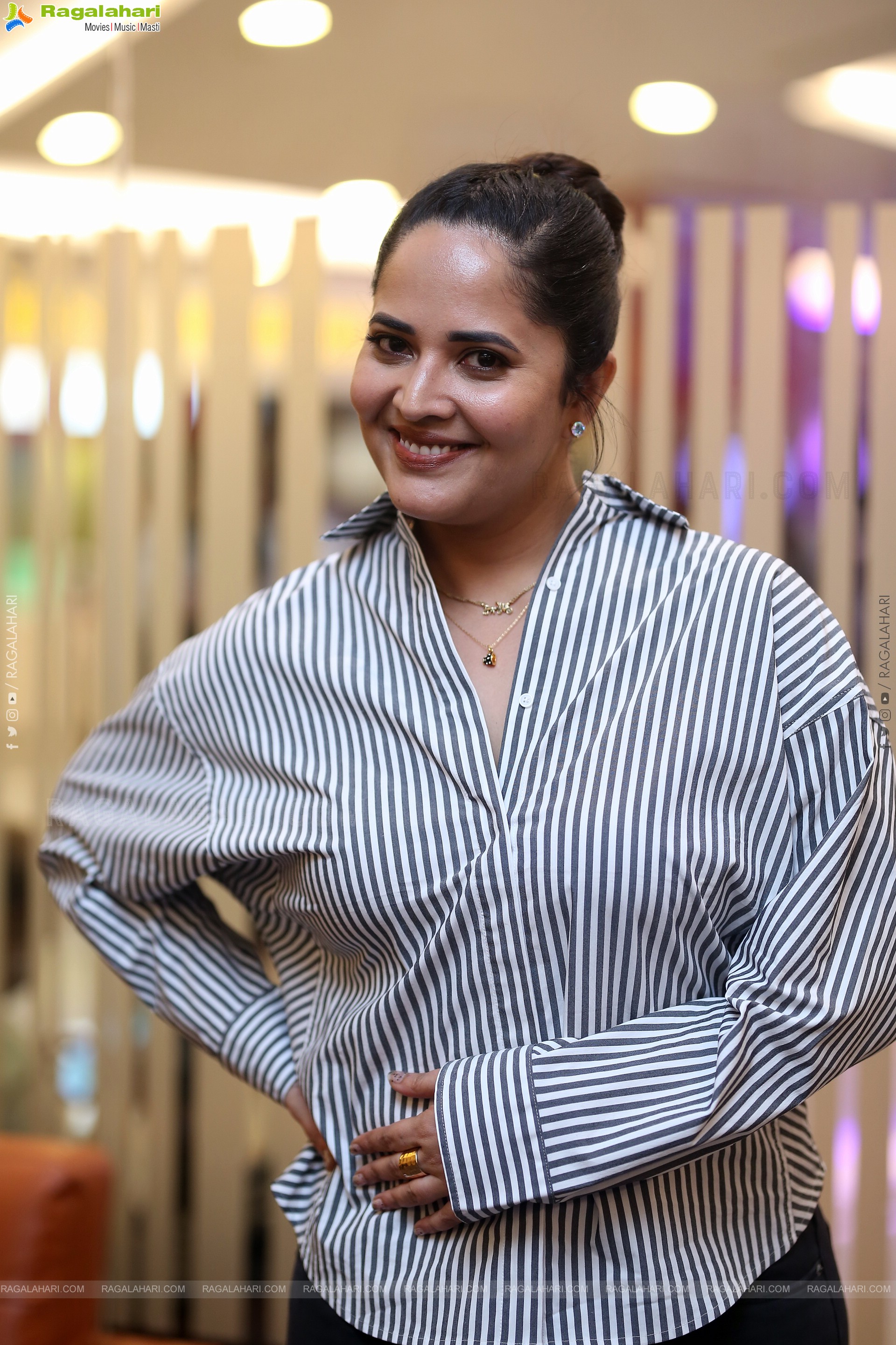 Anasuya at Peddha Kapu-1 Trailer Launch, HD Gallery