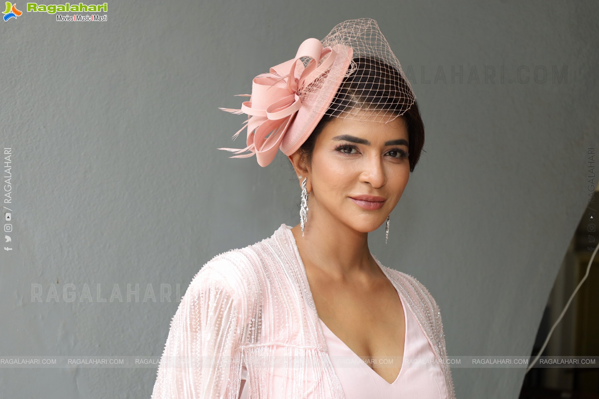 Manchu Lakshmi Latest Stills, HD Gallery