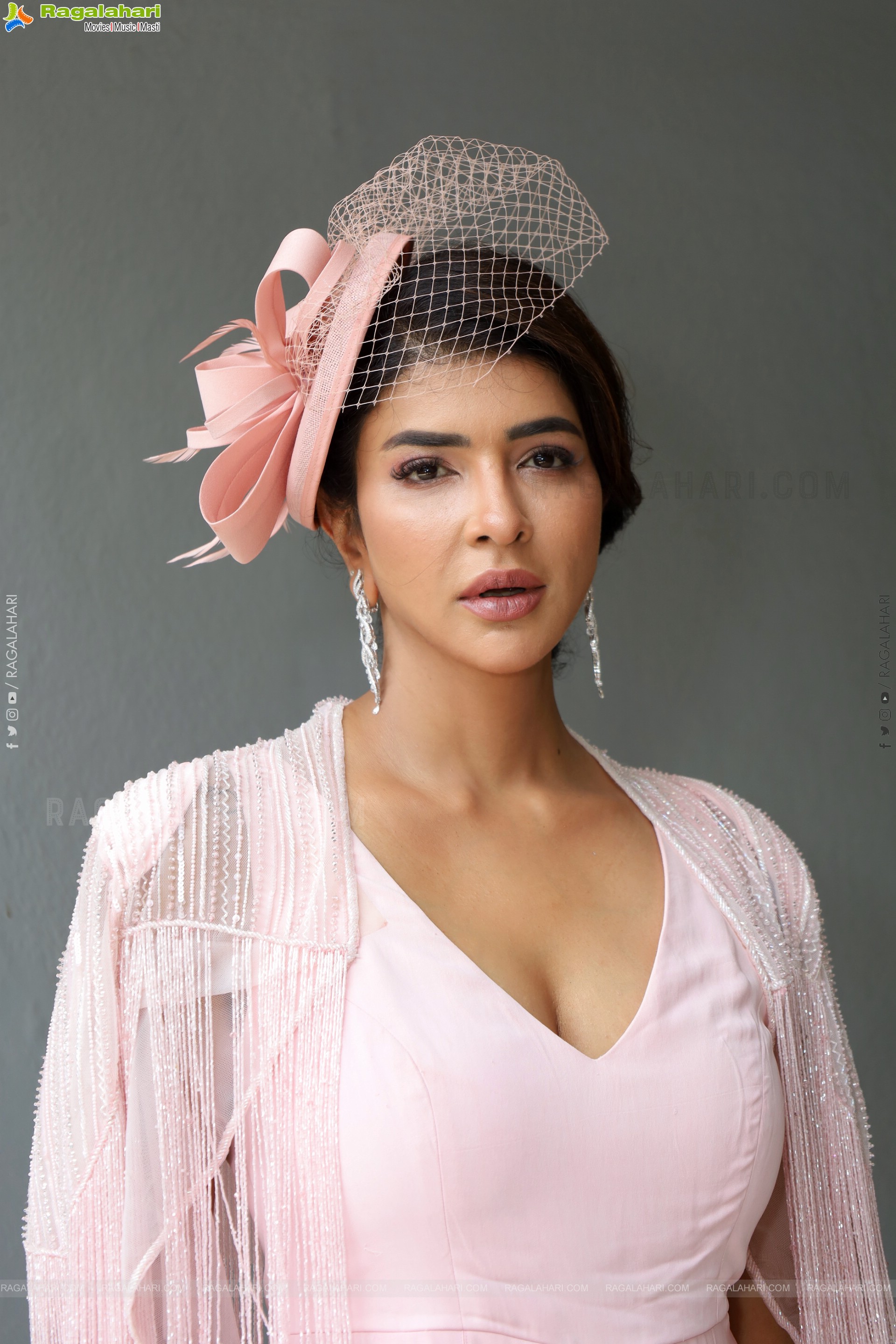 Manchu Lakshmi Latest Stills, HD Gallery