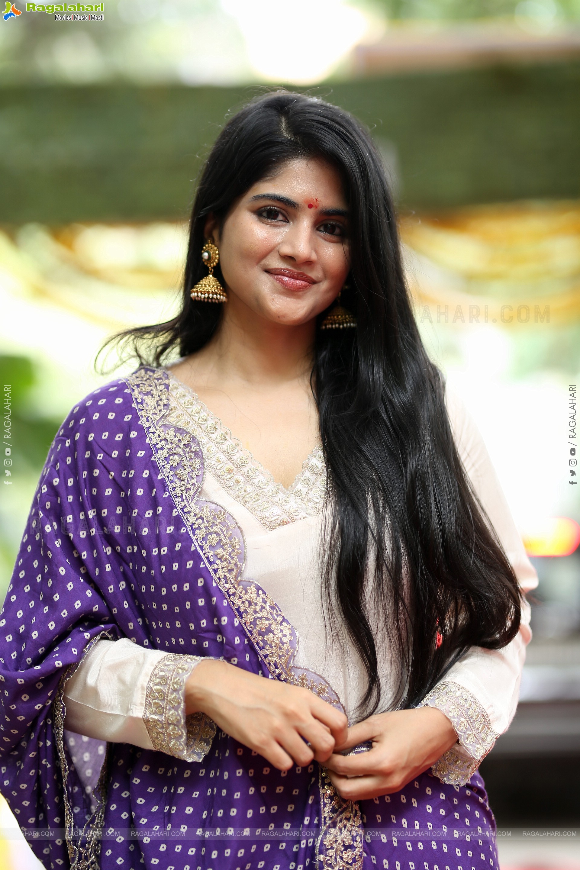 Megha Akash at Sahakutumbanam Movie Launch, HD Gallery