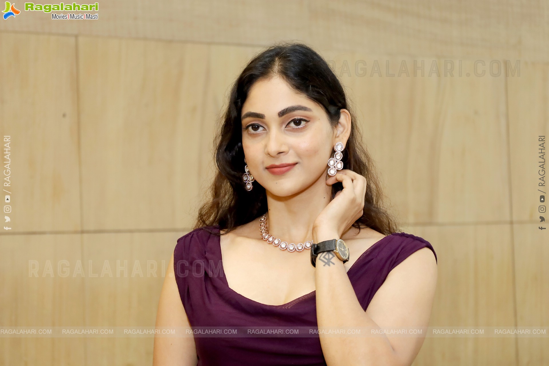 Rihana Latest Stills, HD Gallery