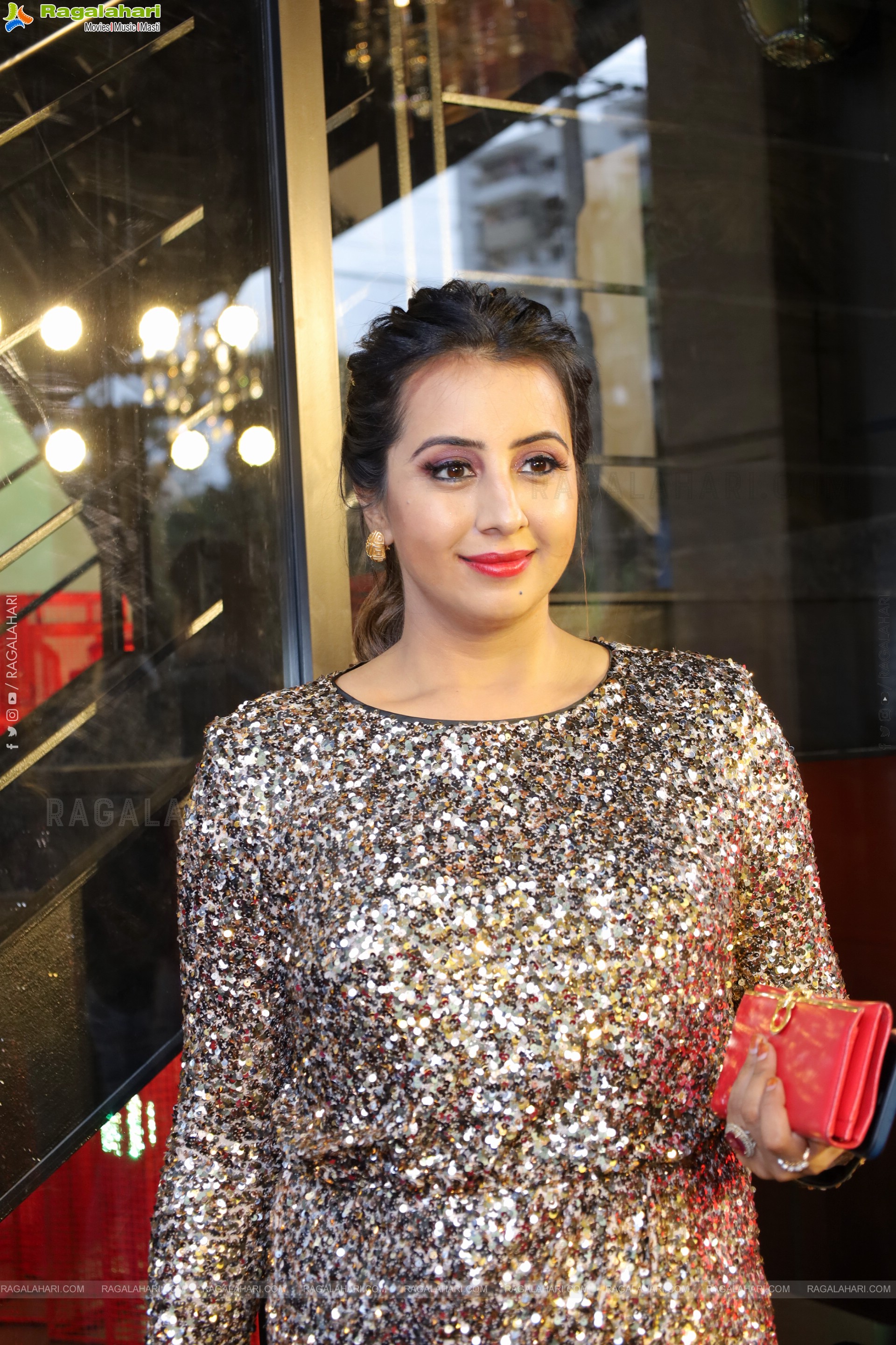 Sanjjanaa Galrani Latest Stills, HD Gallery