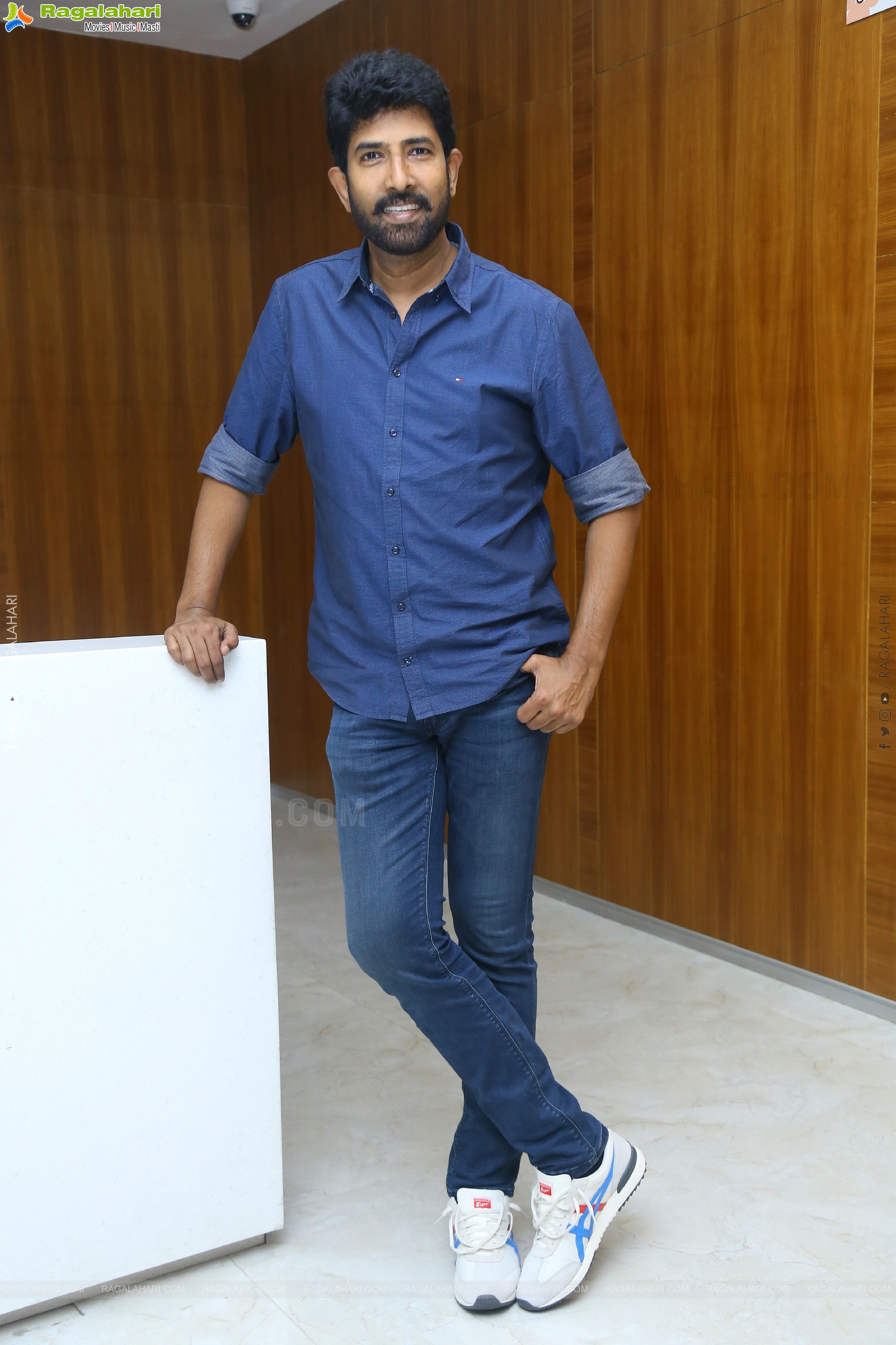 Venu Thottempudi at Athidhi Interview, HD Gallery