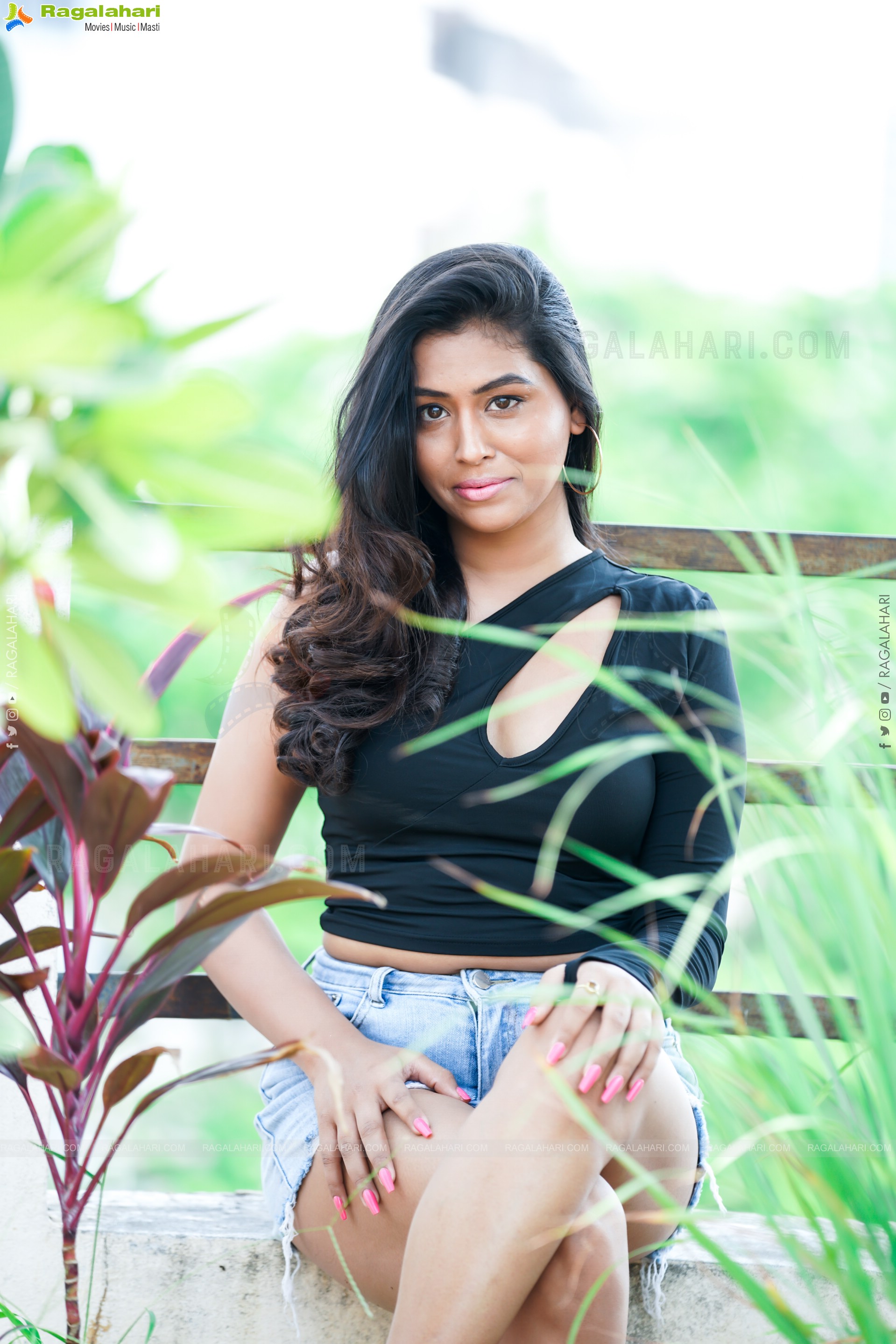 Kajal Tiwari Exclusive Photoshoot, HD Photo Gallery