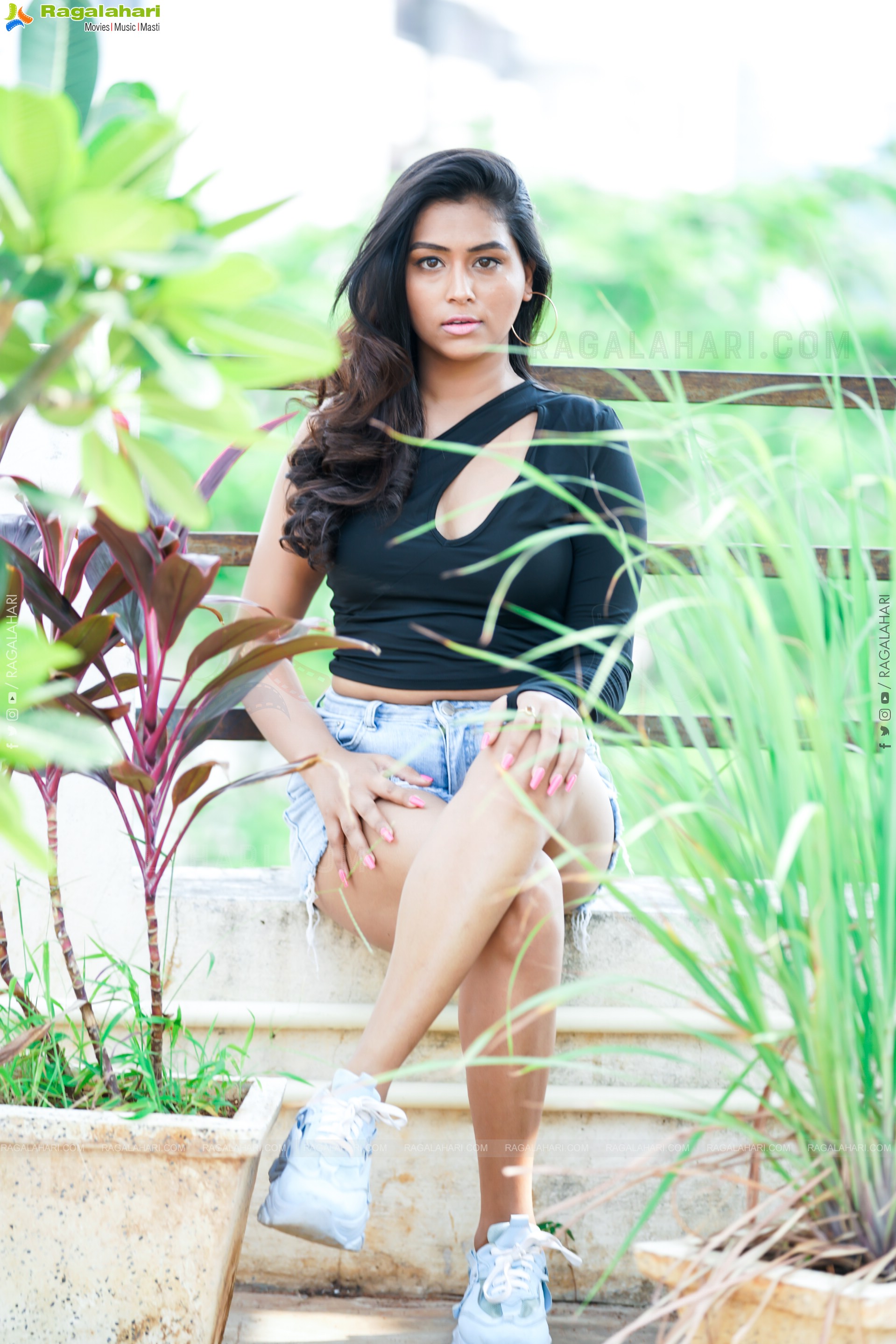 Kajal Tiwari Exclusive Photoshoot, HD Photo Gallery