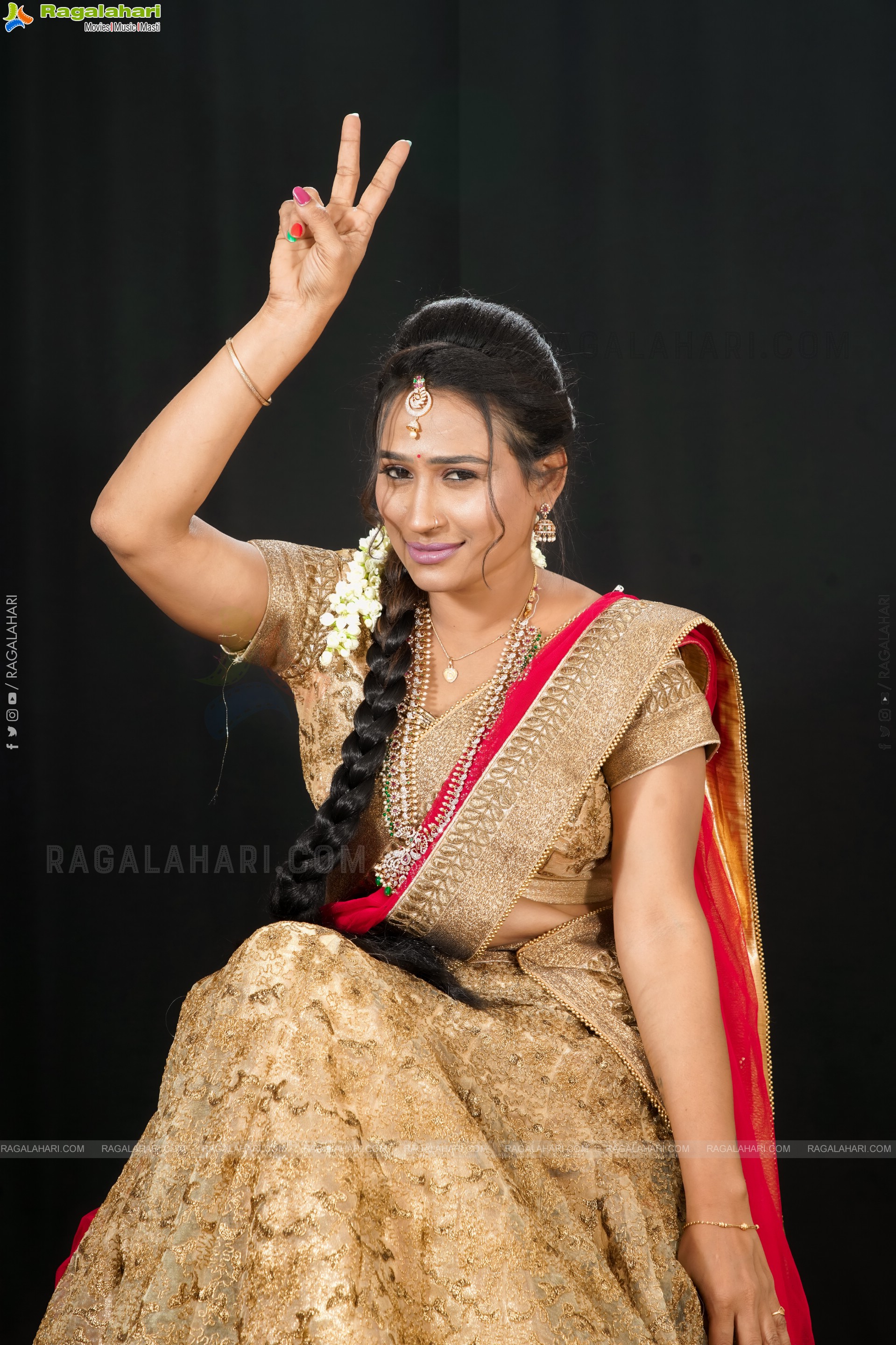 Shaheen Shaik in Traditional Half Saree, Exclusive Photoshoot