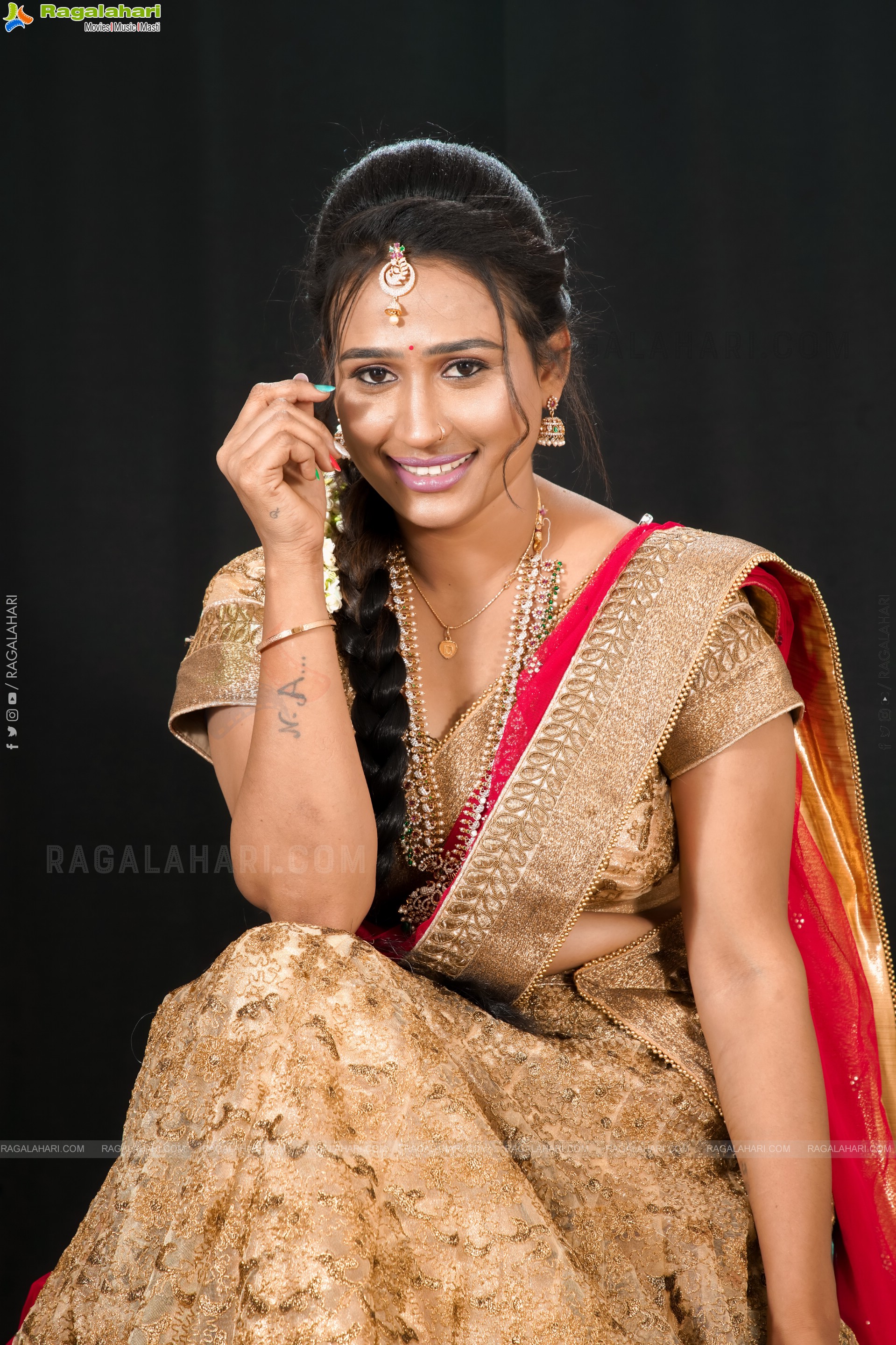 Shaheen Shaik in Traditional Half Saree, Exclusive Photoshoot