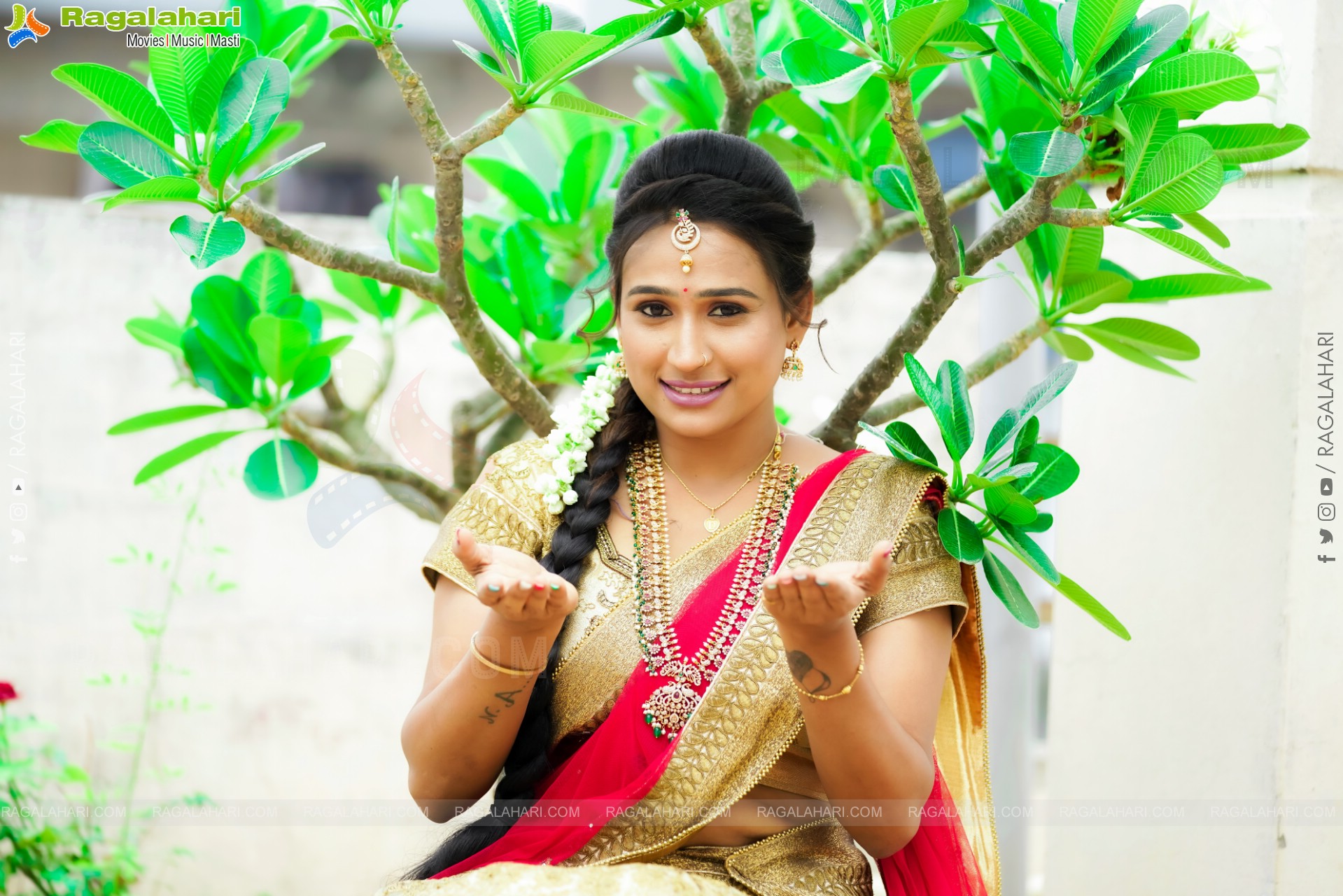 Shaheen Shaik in Traditional Half Saree, Exclusive Photoshoot