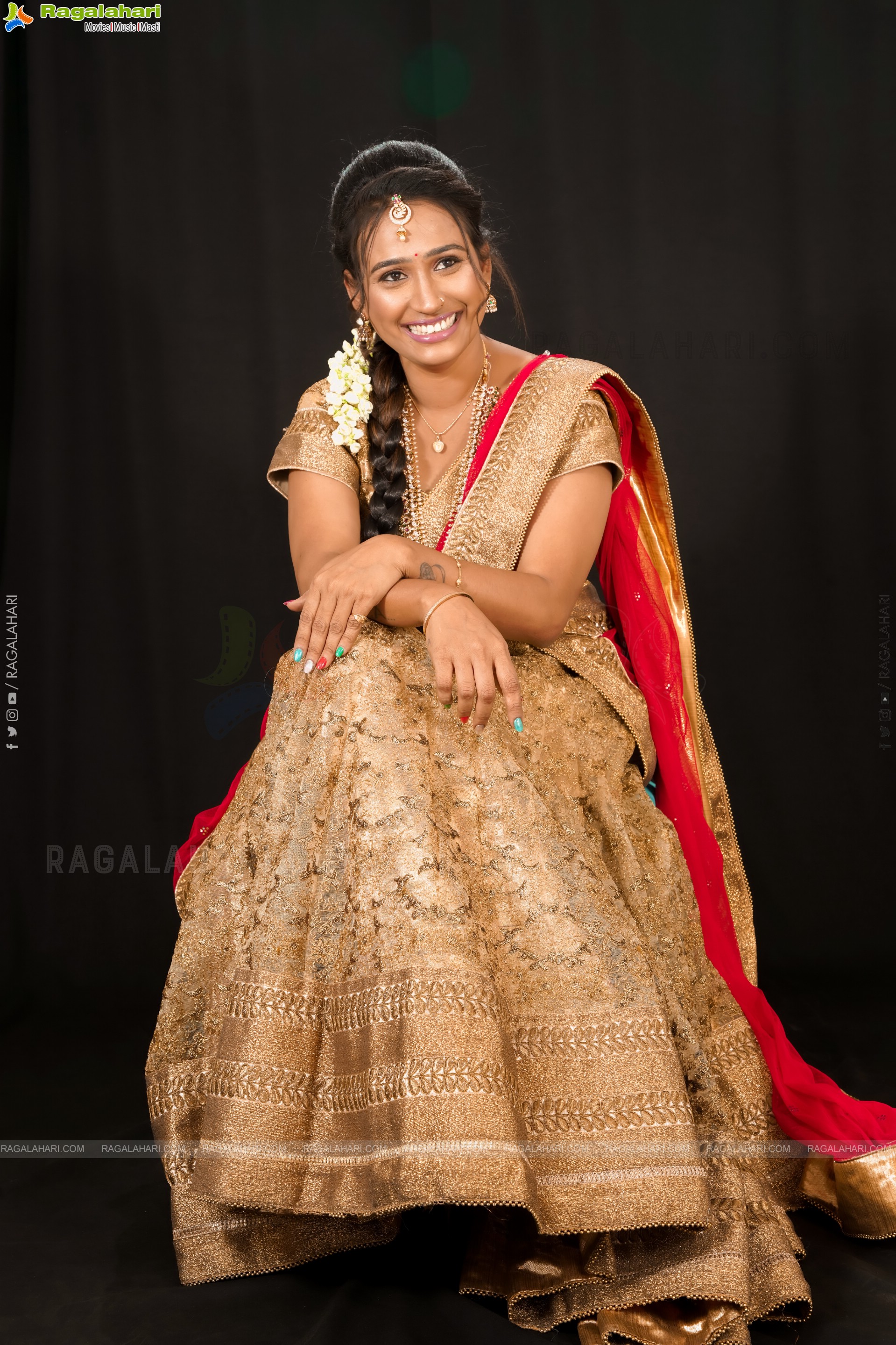 Shaheen Shaik in Traditional Half Saree, Exclusive Photoshoot