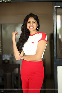 Faria Abdullah at Mathu Vadalara 2 Interview, HD Gallery