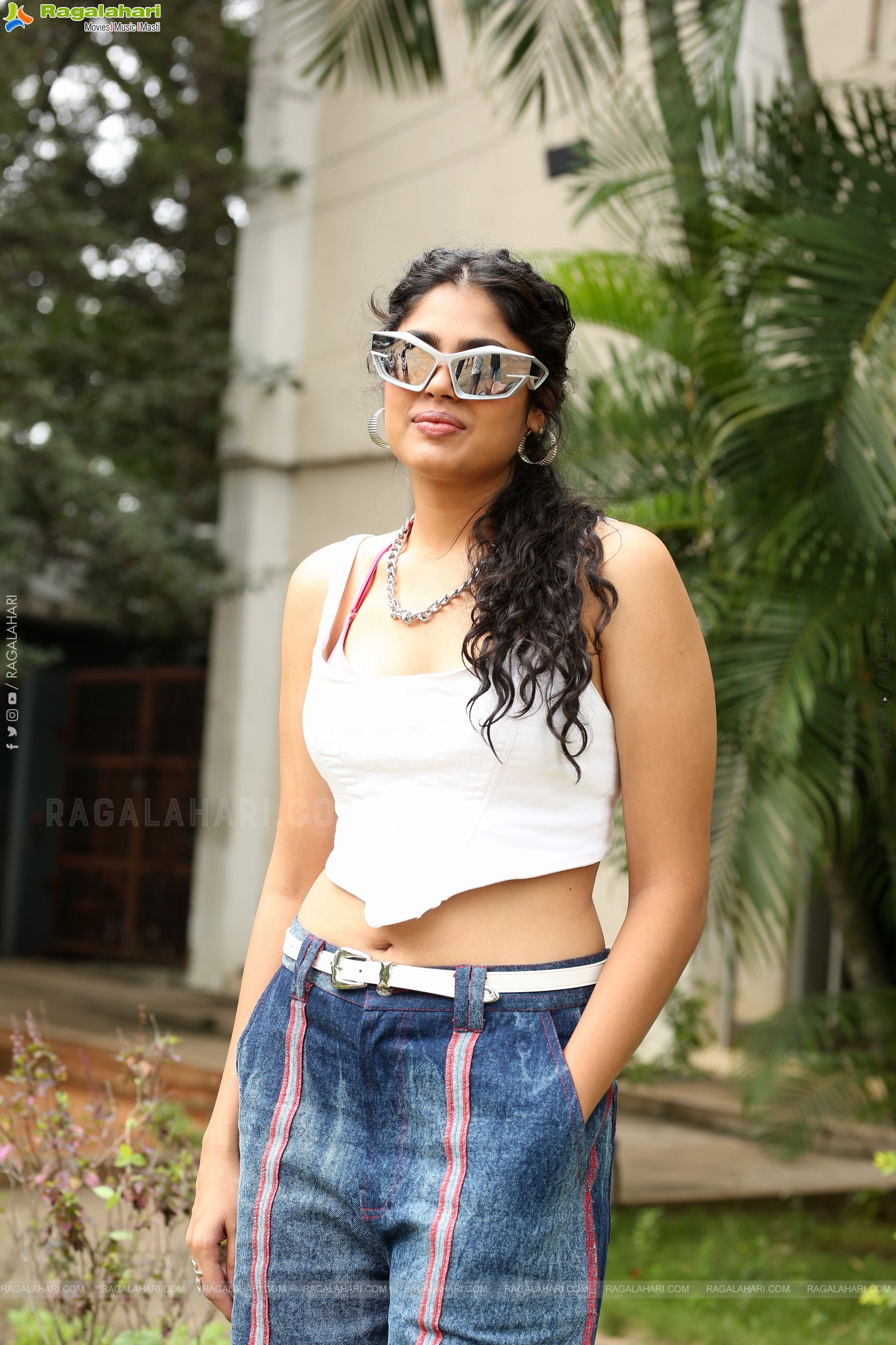 Faria Abdullah at Mathu Vadalara 2 Success Meet, HD Gallery