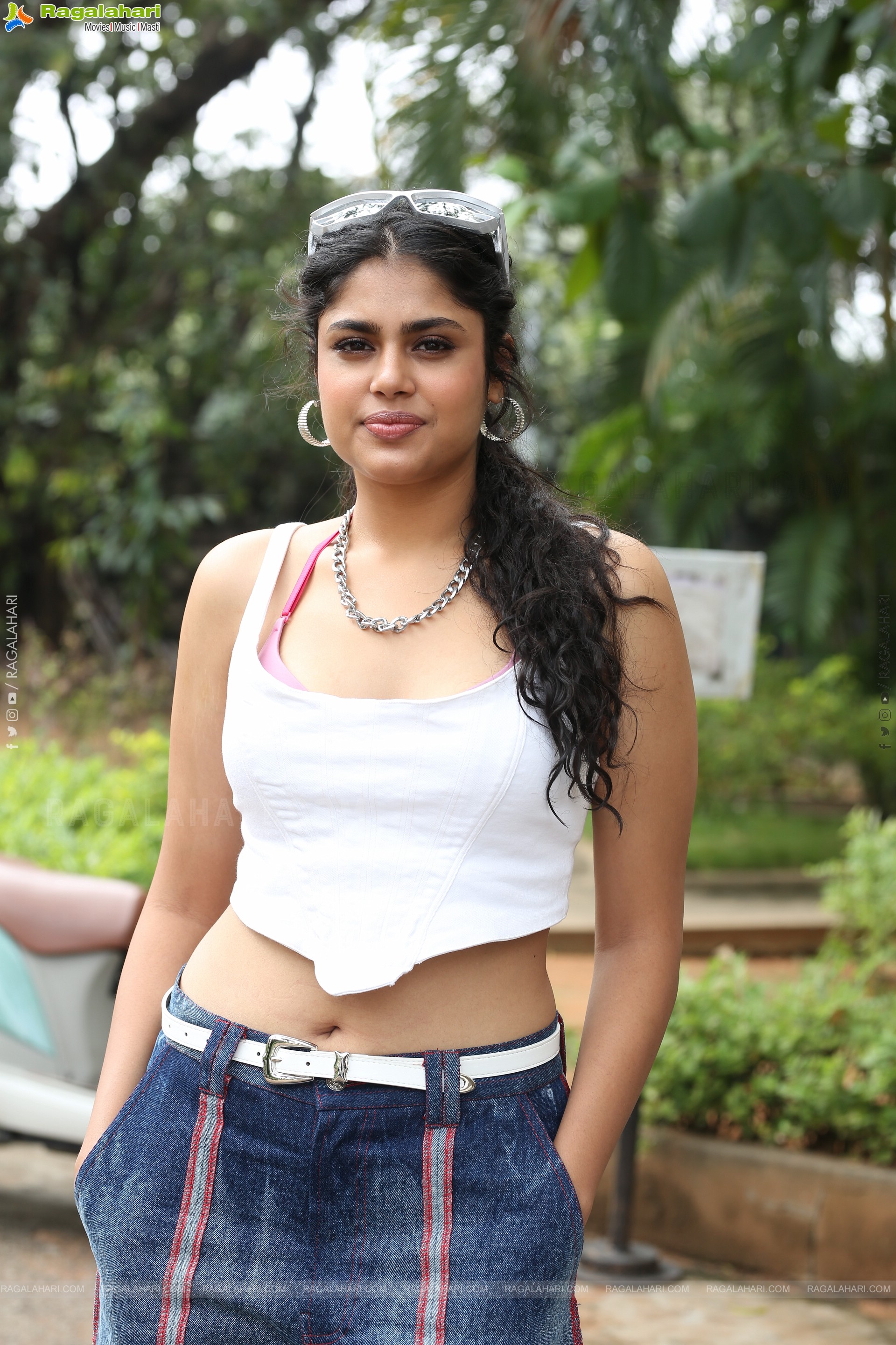 Faria Abdullah at Mathu Vadalara 2 Success Meet, HD Gallery