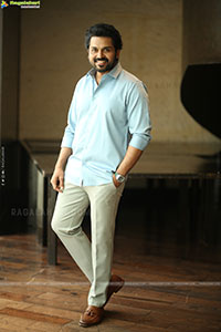 Karthi at Sathyam Sundaram Movie Interview, HD Gallery