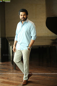 Karthi at Sathyam Sundaram Movie Interview, HD Gallery