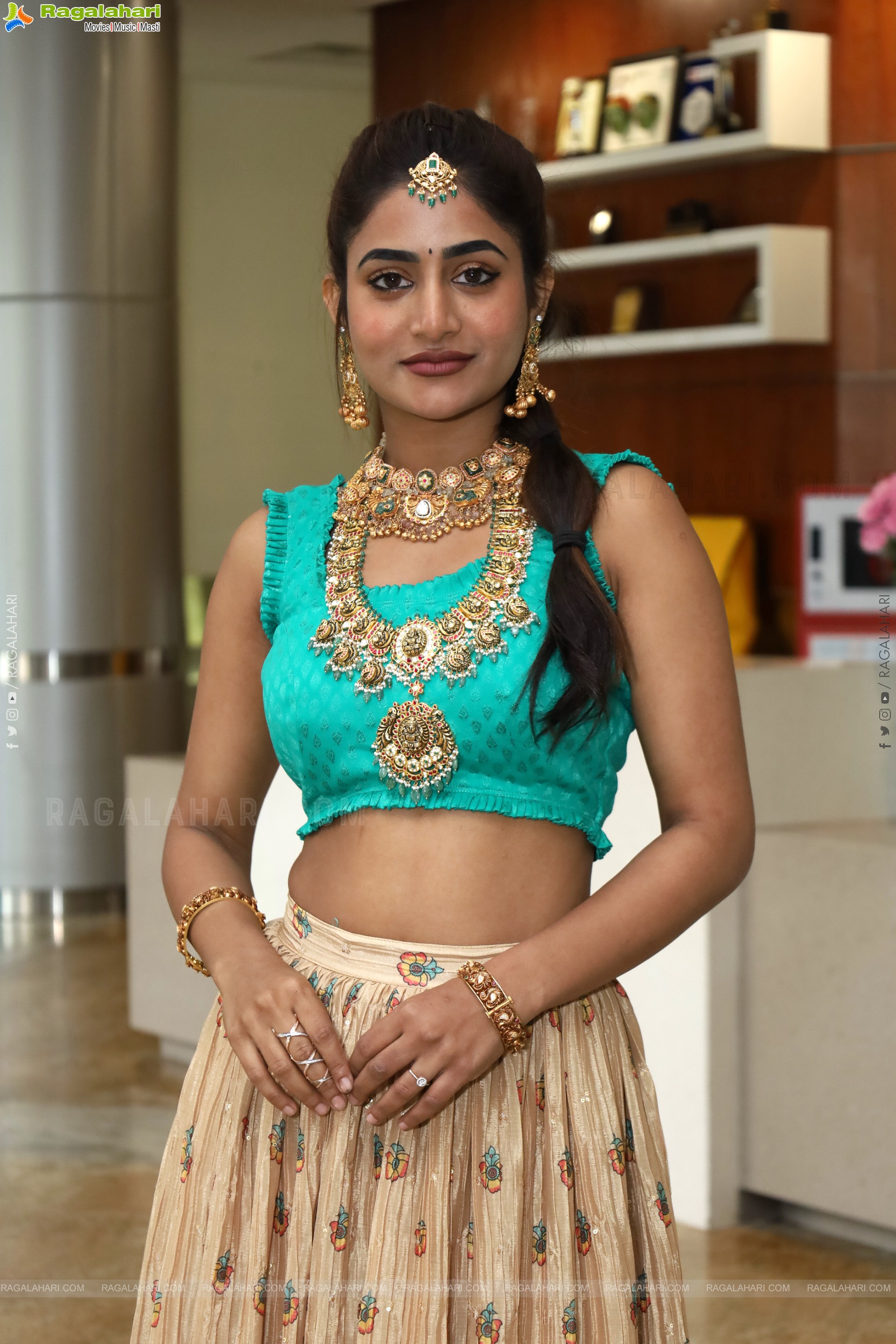 Nayani Pavani at Hi Life Jewels Launch Event, HD Gallery