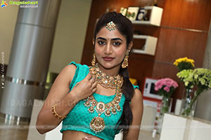 Nayani Pavani at Hi Life Jewels Launch Event, HD Gallery