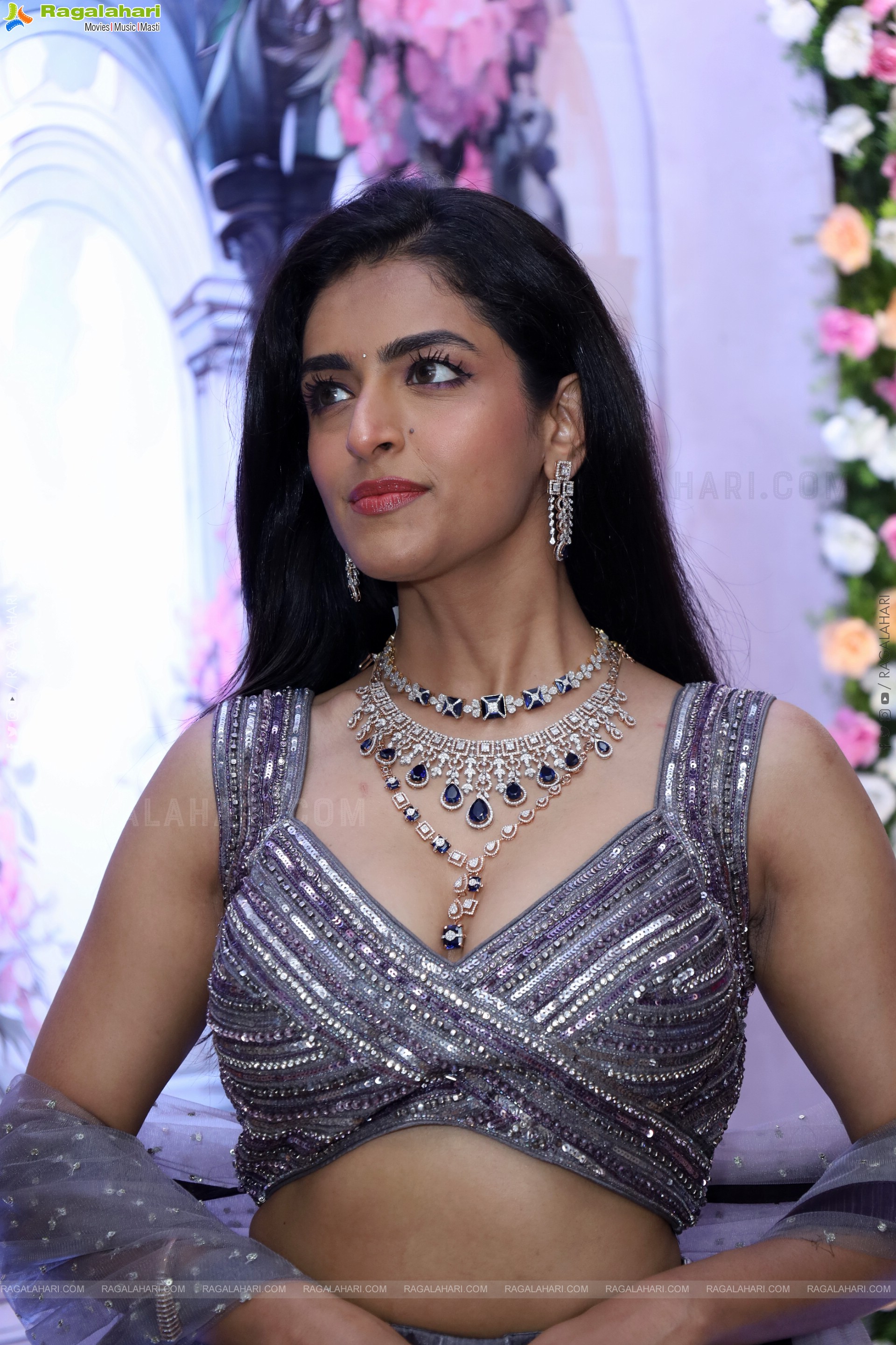 Prachi Thaker Latest Photohoot Stills, HD Gallery