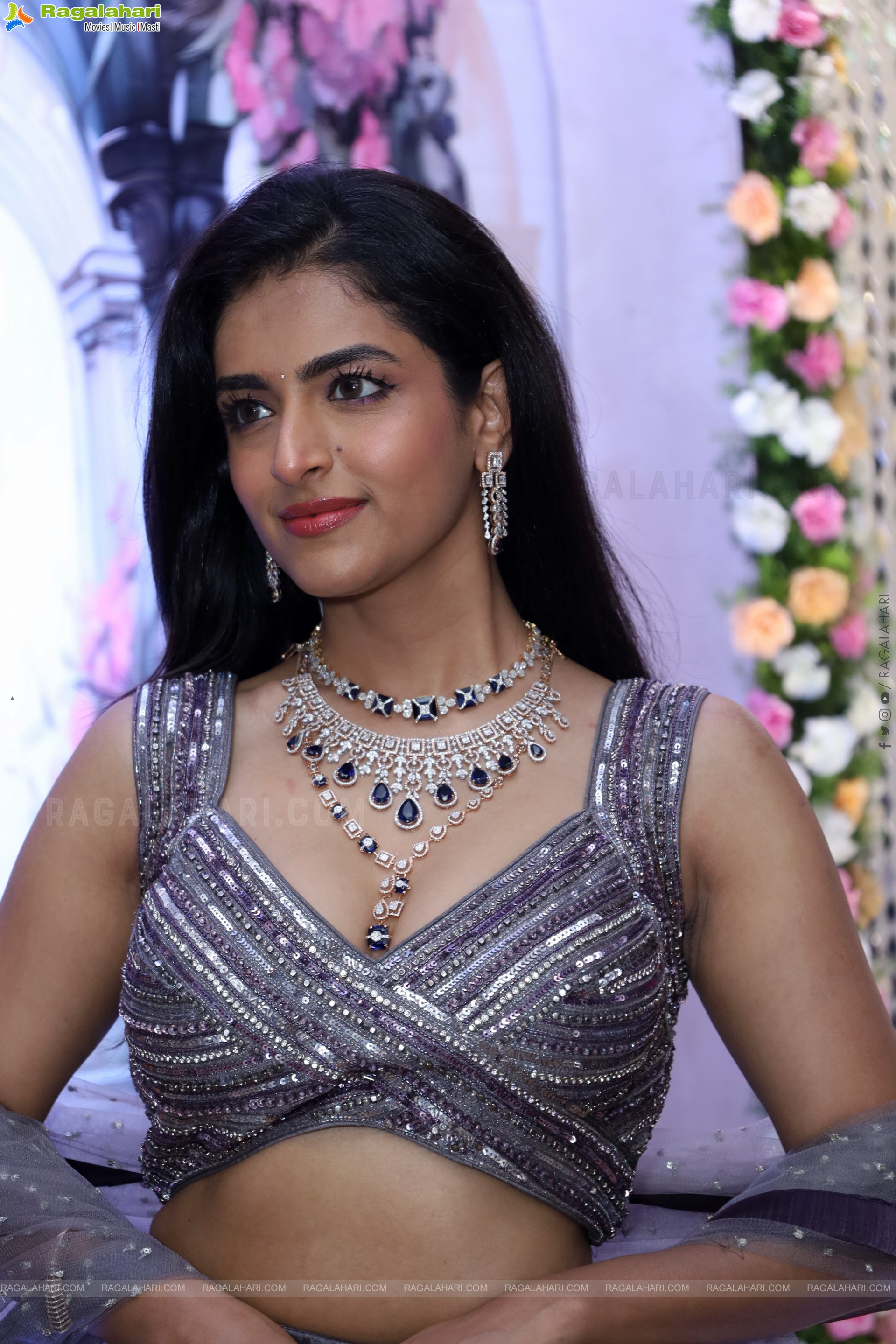 Prachi Thaker Latest Photohoot Stills, HD Gallery