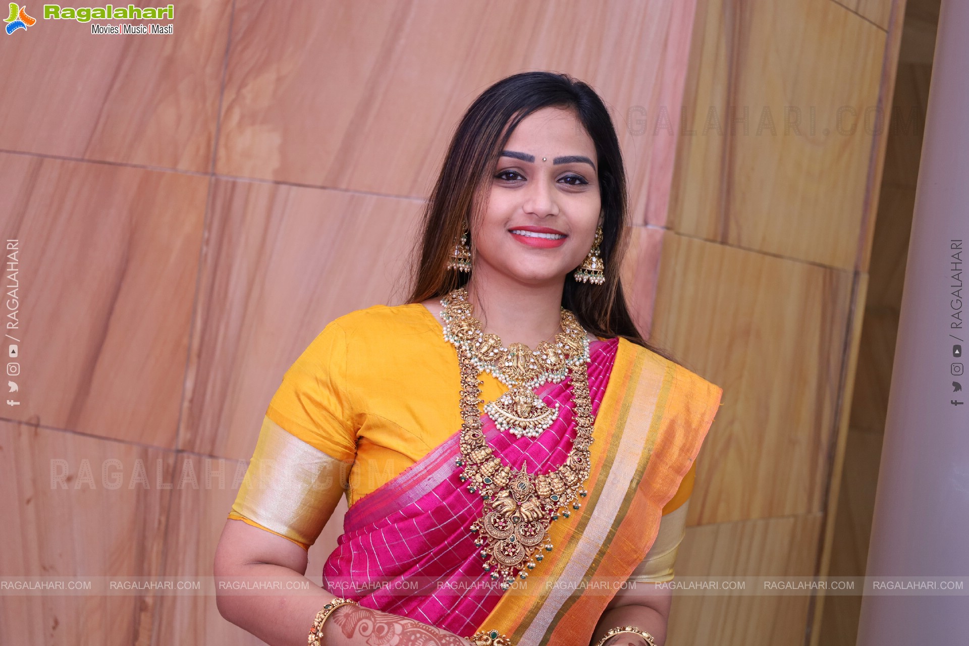 Pragna Reddy Latest Stills, HD Gallery