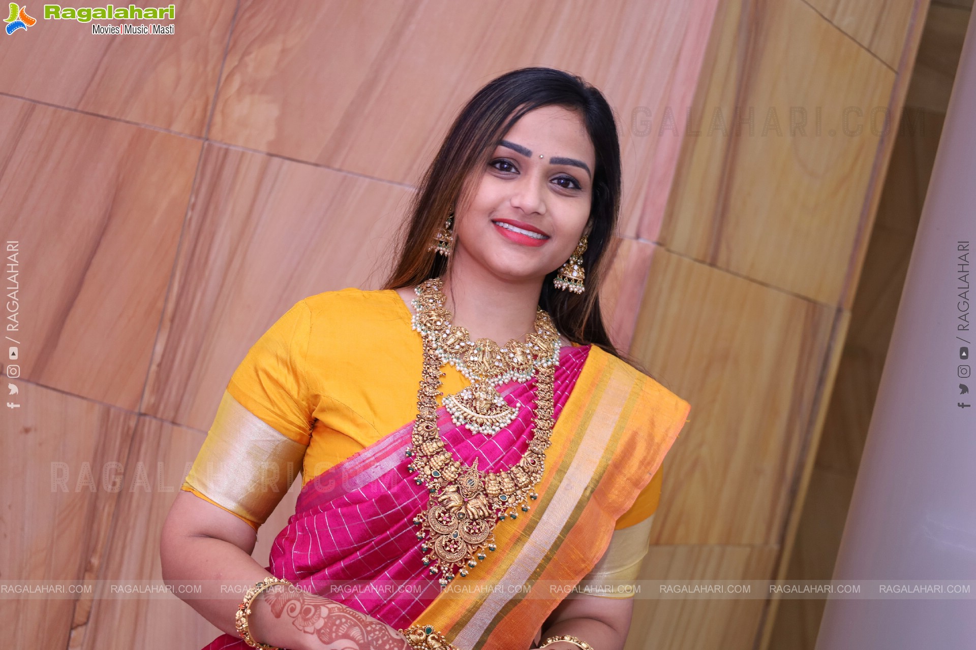 Pragna Reddy Latest Stills, HD Gallery