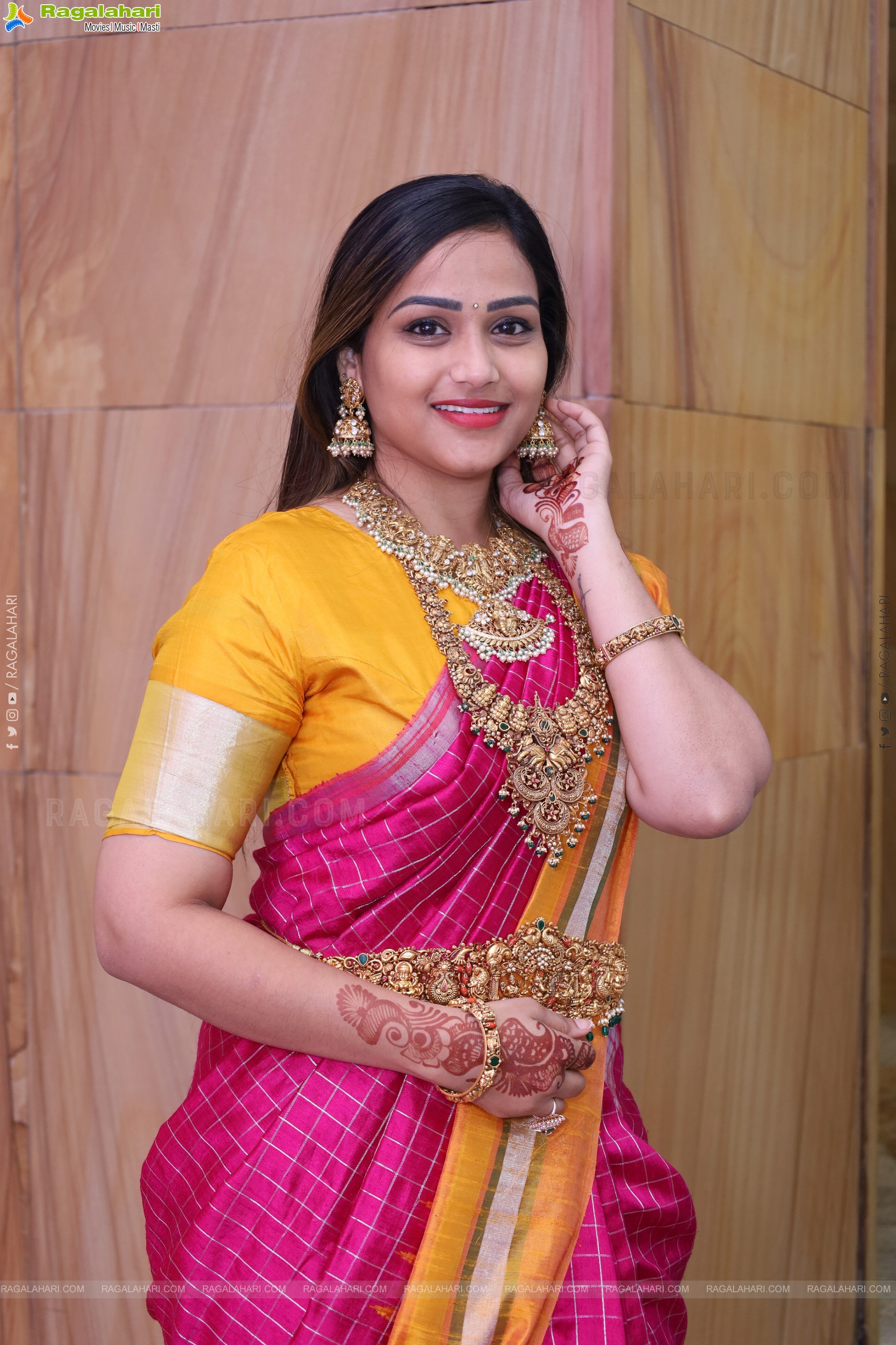 Pragna Reddy Latest Stills, HD Gallery