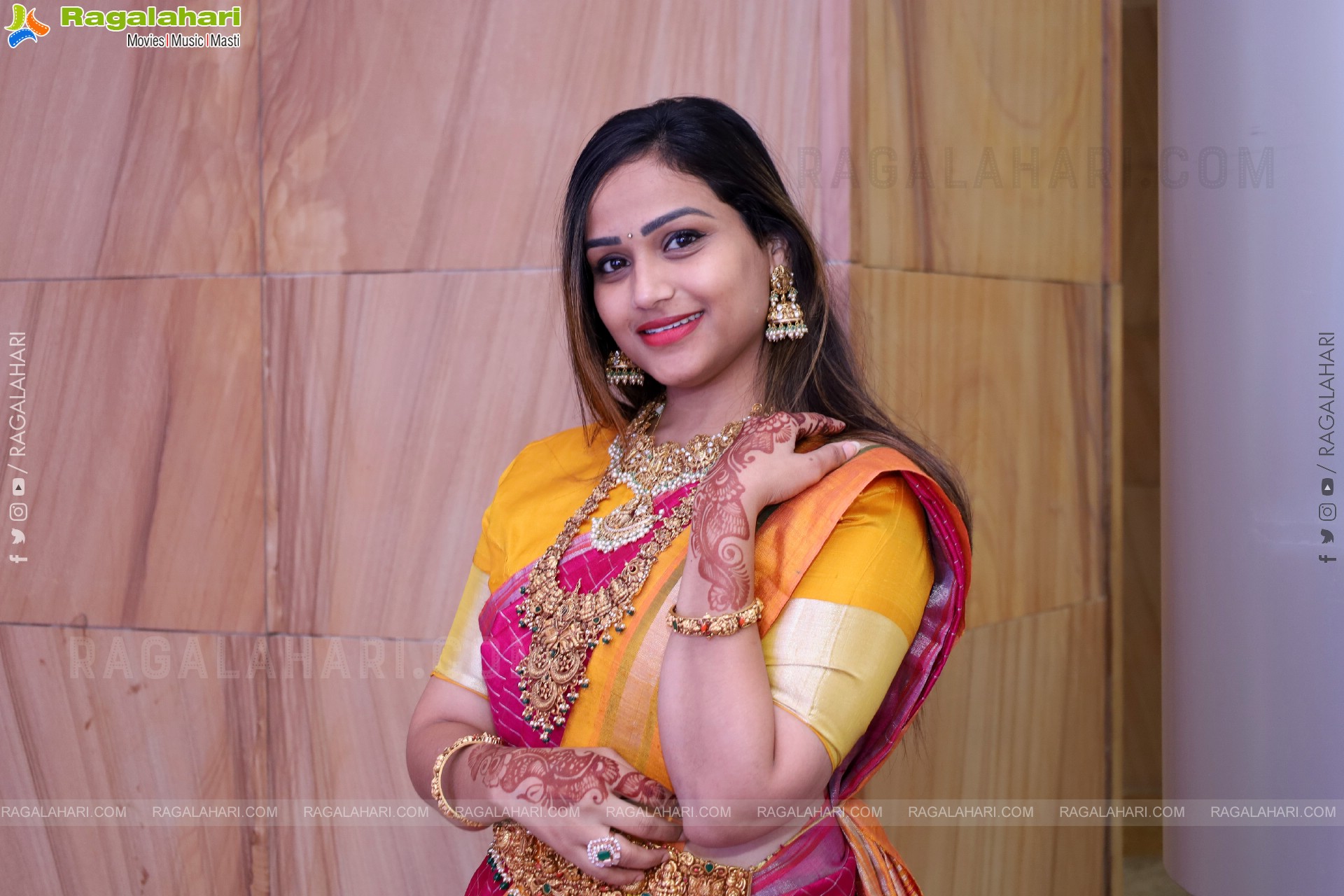 Pragna Reddy Latest Stills, HD Gallery