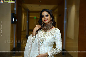 Priyanka Chowdary at Hi Life Jewels Event, HD Gallery