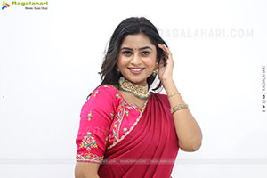 Siri Papa Latest Photoshoot Stills, HD Gallery