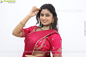 Siri Papa Latest Photoshoot Stills, HD Gallery