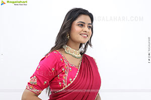 Siri Papa Latest Photoshoot Stills, HD Gallery