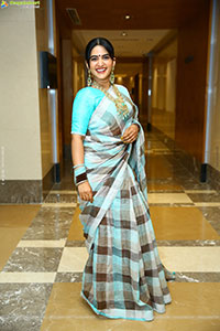 Sravanthi Chokarapu at Hi Life Jewels Event, HD Gallery