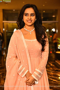 Heroine Sri Divya at Sathyam Sundaram Pre Release Event