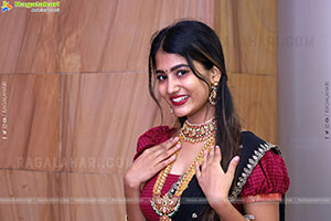 Srivani Naidu Latest Photoshoot Stills, HD Gallery