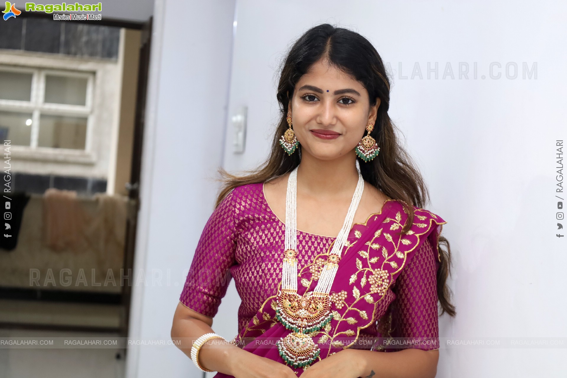 Srivani Naidu Latest Stills, HD Gallery