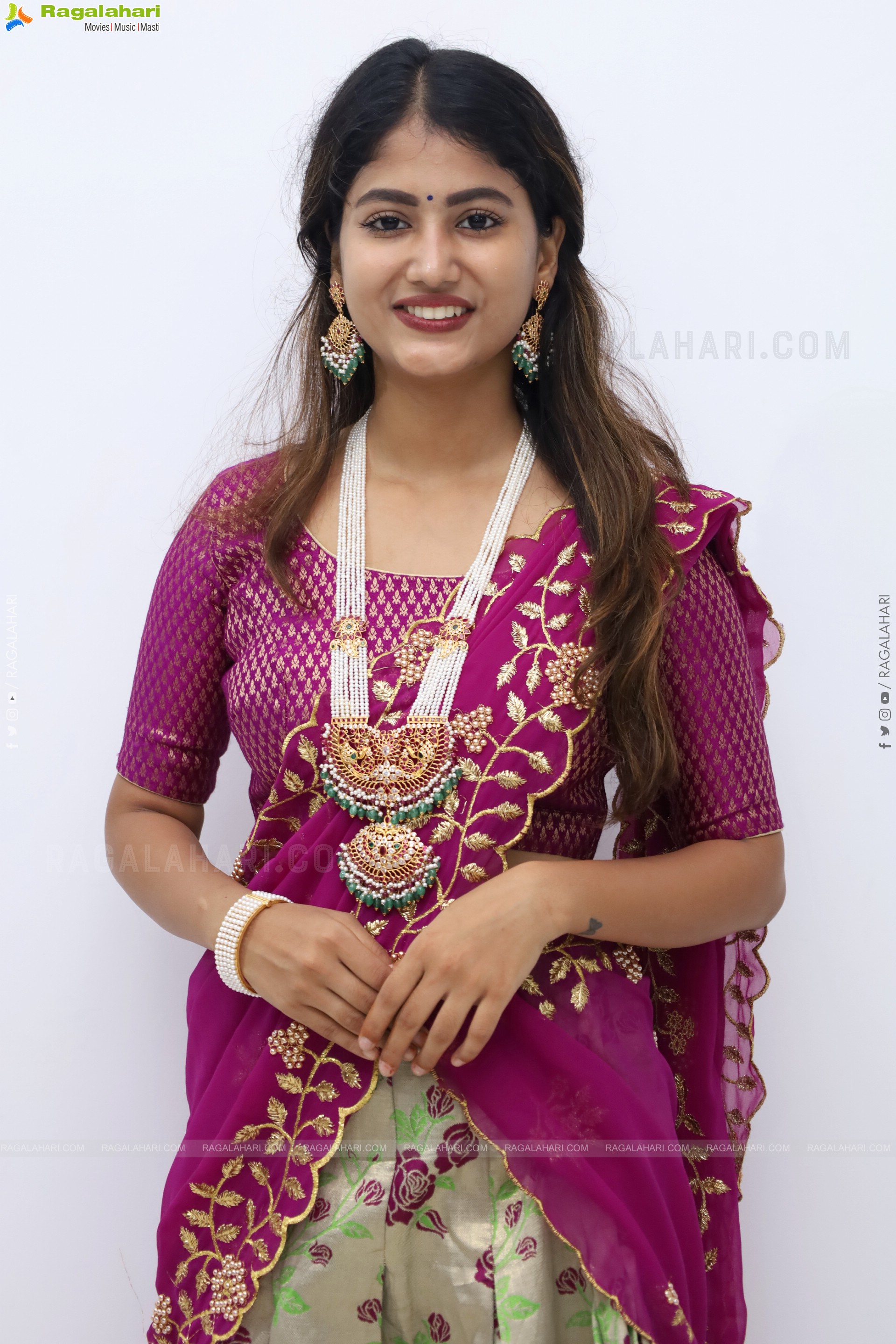 Srivani Naidu Latest Stills, HD Gallery