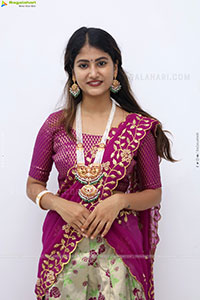 Srivani Naidu Latest Stills, HD Gallery