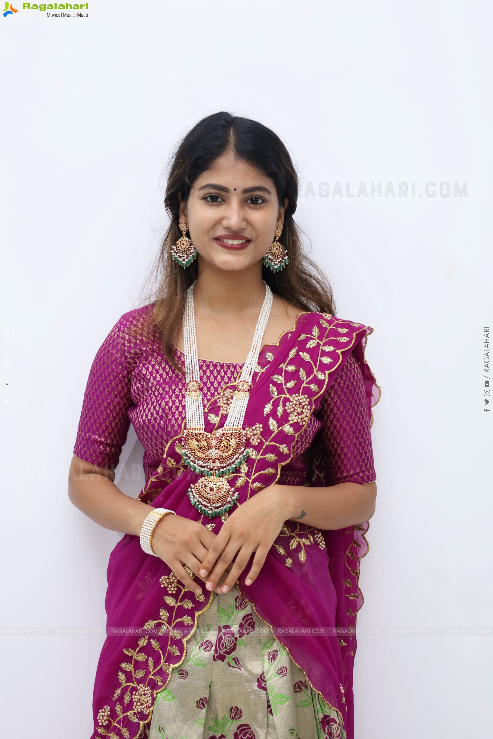 Srivani Naidu Latest Stills, HD Gallery