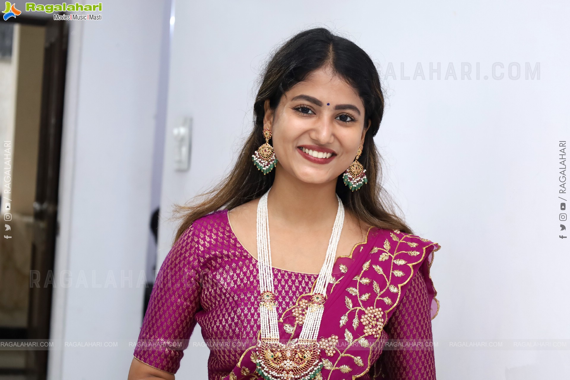 Srivani Naidu Latest Stills, HD Gallery