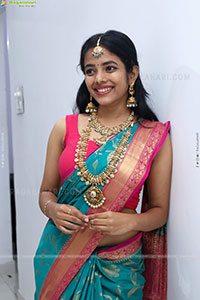 Sumahitha Latest Stills, HD Photo Gallery