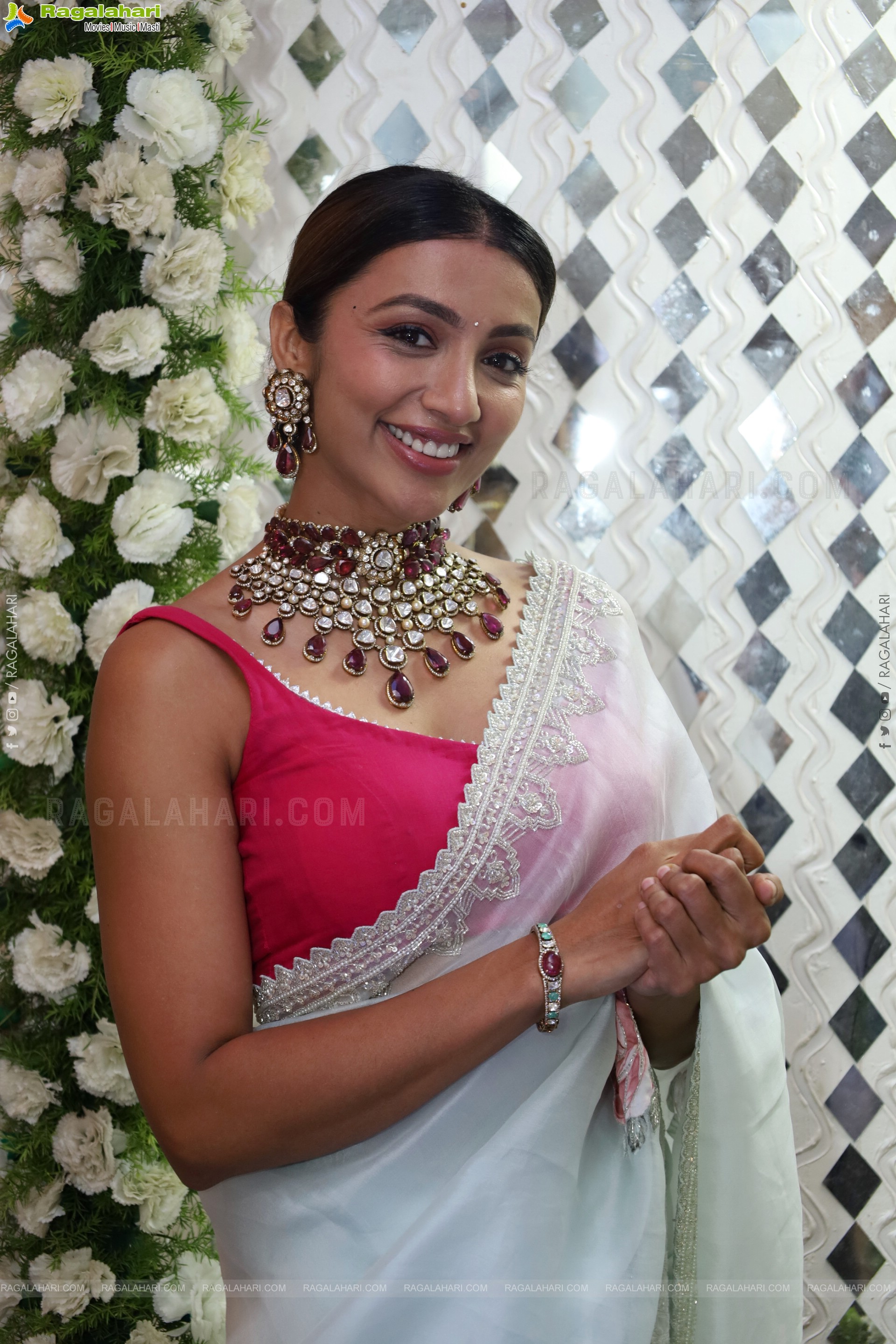 Tejaswi Madivada at Hi Life Jewels Launch Event, HD Gallery