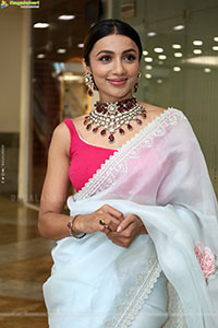 Tejaswi Madivada at Hi Life Jewels Launch Event, HD Gallery