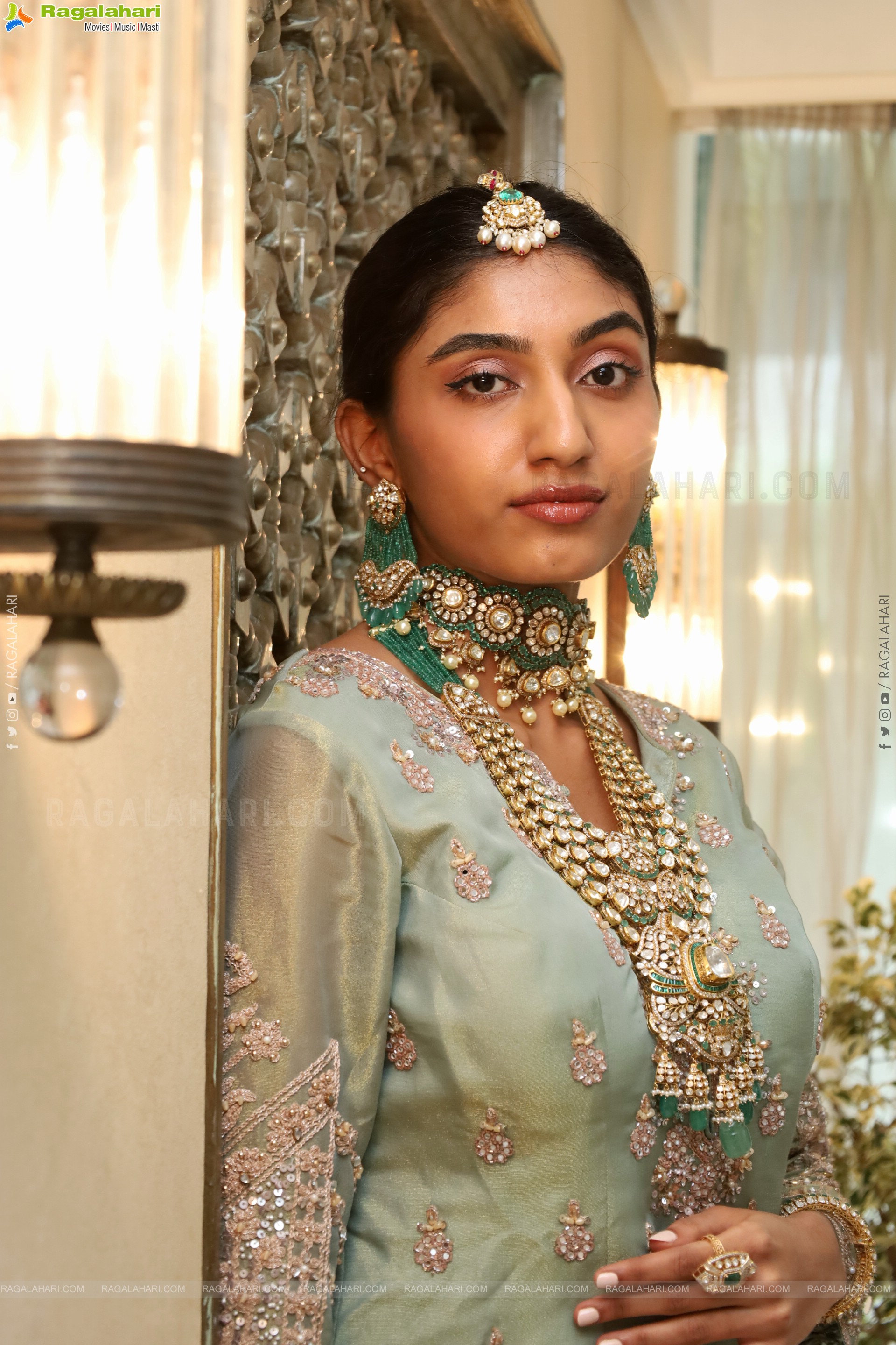 Aashrita Hotri Poses with Designer Jewellery, HD Gallery