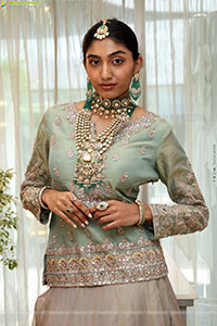 Aashrita Hotri Poses with Designer Jewellery, HD Gallery